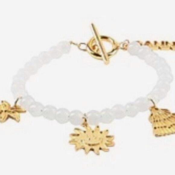 Ganni White beaded bracelet with gold charms - Picture 2 of 8